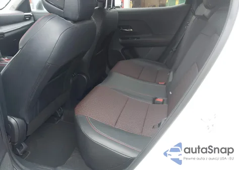 2025 Nissan Kicks Sr Intelligent Awd from USA, damaged, VIN 3N8AP6DD8SL307166